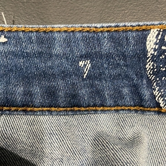 SO Midi Jean Shorts - Picture 5 of 5